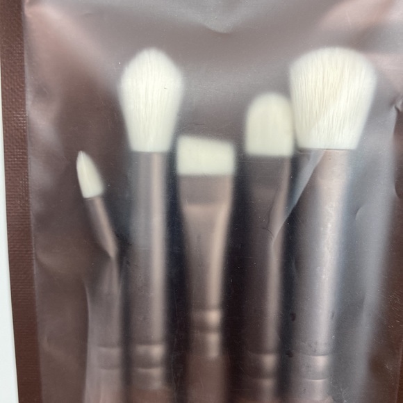 Beauty For Real makeup brush set of 5 NEW in package - Picture 9 of 10